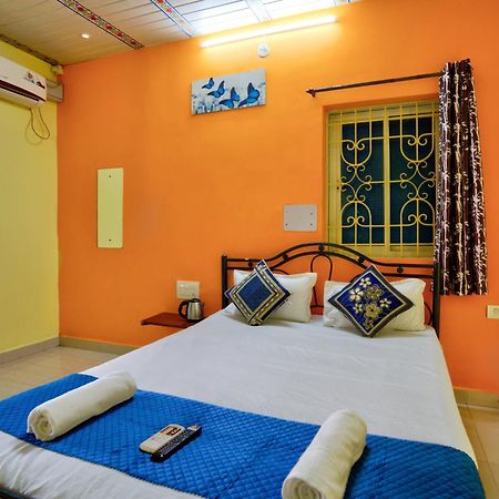 Hotel Savita Calangute Exterior photo